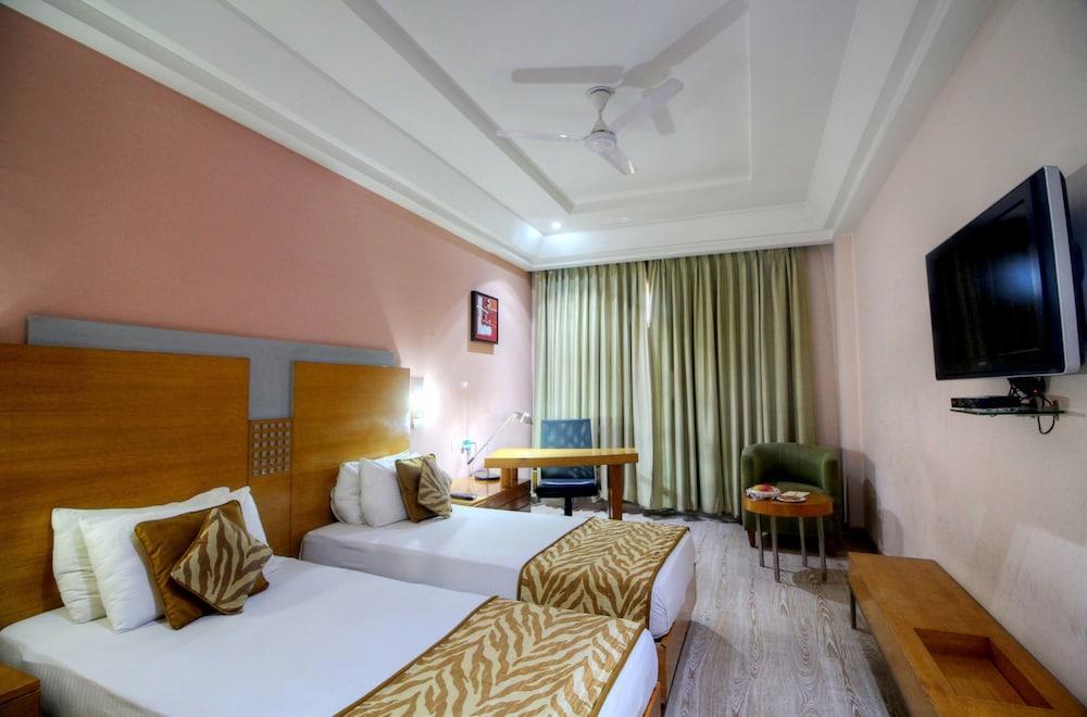 Green Earth Gurgaon Exterior photo